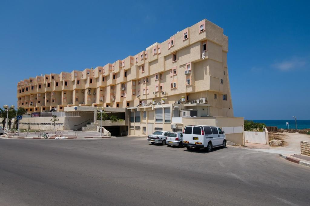 Ha-Aliya Sea View Apartamento Nahariya Exterior foto