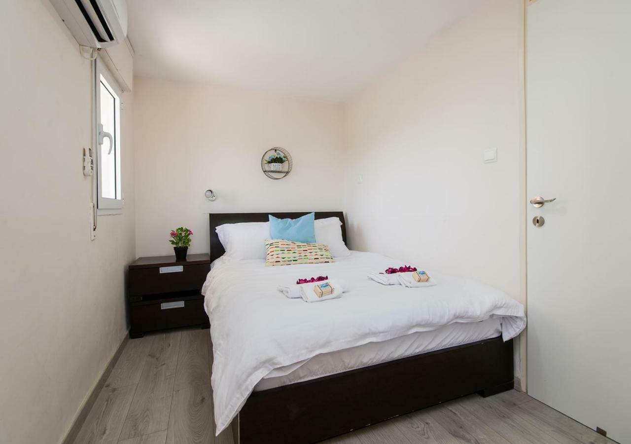 Ha-Aliya Sea View Apartamento Nahariya Exterior foto
