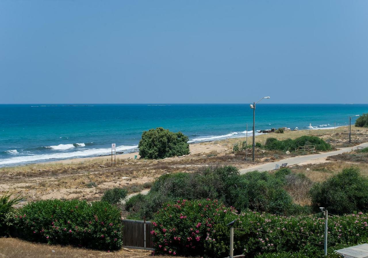 Ha-Aliya Sea View Apartamento Nahariya Exterior foto