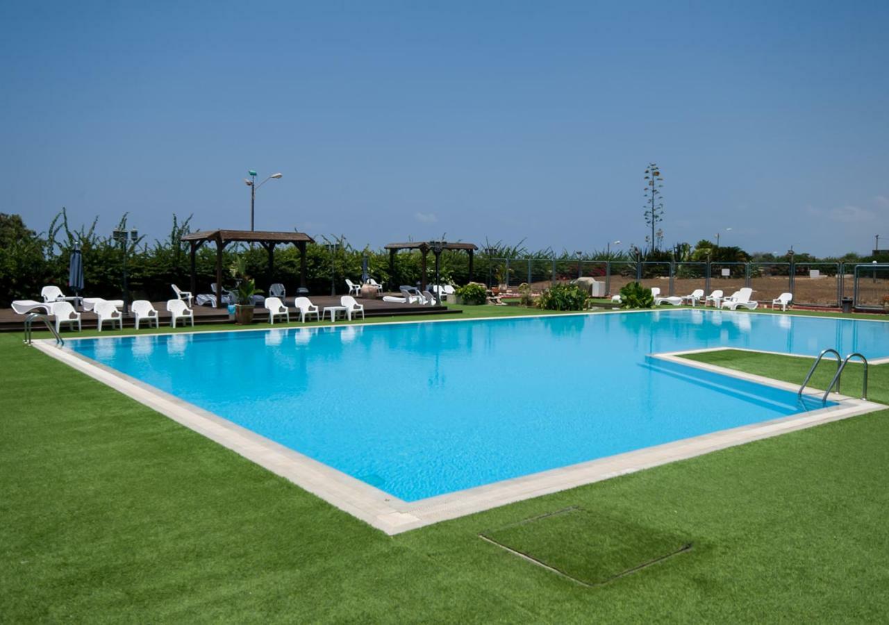 Ha-Aliya Sea View Apartamento Nahariya Exterior foto